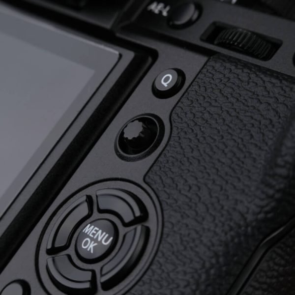 ⁦Mirrorless Vlogging Camera Polaroid Kit with EF-M 15-45mm Lens, Black⁩ – תמונה ⁦3⁩