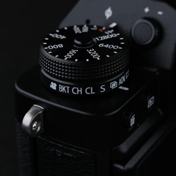 ⁦Mirrorless Vlogging Camera Polaroid Kit with EF-M 15-45mm Lens, Black⁩ – תמונה ⁦4⁩